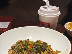 韭菜烧田螺-千百味红餐厅·江西菜(绿地双子塔店)