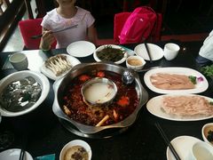 -小天鹅火锅·一线江景洪鼎旗舰店(洪崖洞店)