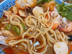 -亚忠小吃店(曾厝垵店)