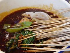-拈签一笑黄牛肉辣卤串串