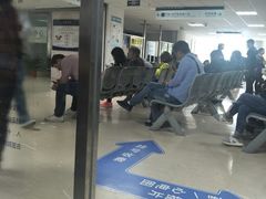 -上海市松江区中心医院