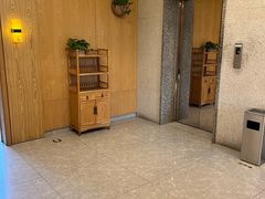 -赶海部落海鲜城(海阳路店)