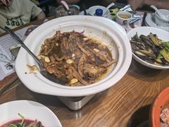 -黄泥岗·地道湖北菜(奥特莱斯店)