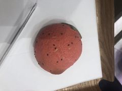 草莓脏脏包-巴黎贝甜(国贸店)