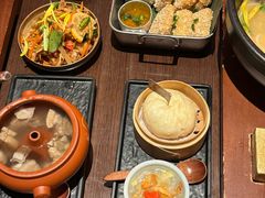 -银米·云南传统过桥米线(双廊黑金冠店)