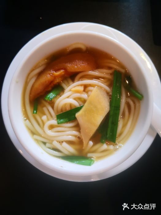 南蛮子(进贤路店)云南野生菌米线图片