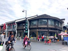 -东伊顺(高银街店)