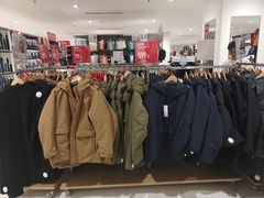 -优衣库(重庆星光时代广场店)