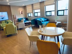 -海豚湾高端月子会所(黄浦店)