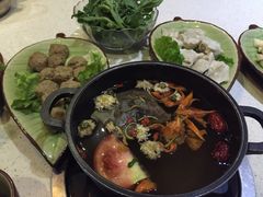 一叶一世界藏茶素食火锅-一叶一世界•素食餐厅(环球中心店)