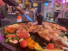 -豚豚家돈돈가韩国锅盖烤肉(新北万达店)