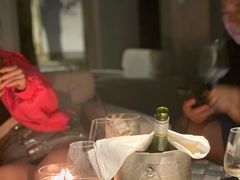 -穹六人间 people 6(岳阳路店)