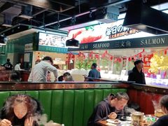 大堂-亚马逊环球美食百汇(新城吾悦广场店)