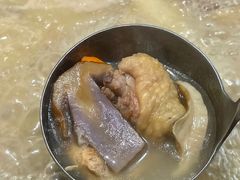 -菌之家·专业纯野生菌火锅·特色炒菌