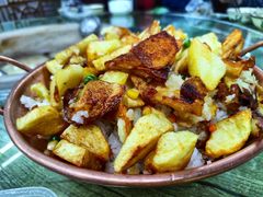 特色铜锅洋芋饭-静和鱼庄