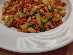 -鸿星花园酒家(银亿家园店)