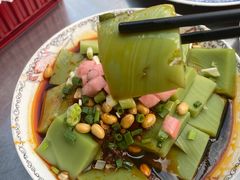-青岩季姨妈卤猪脚店