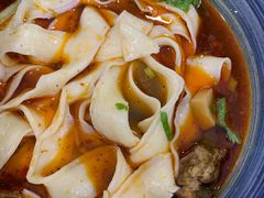 特色牛肉甩面-皇城坝小吃(科华成都王府井购物中心店)