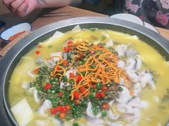 -山城外·非遗酸菜鱼(蜀都万达店)