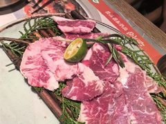 -草家酱蟹炭火烤肉店(珲春南路一店)