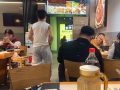 -鑫郭氏·南昌20年大排档(红谷滩旗舰店)