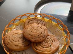 香煎葱油饼-创味·民间海南菜·非遗藤桥排骨(藤桥·免税城店)