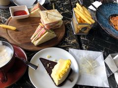 -时光吧·大堂吧·丽江和府洲际度假酒店