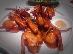 红烧乳鸽-千百味红餐厅·江西菜(绿地双子塔店)