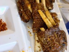 -亮健容天生蚝烧烤自助(交道口直营店)