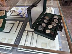 -沐渔二手奢侈品黄金手表包包回收·中古店(广州塔店)