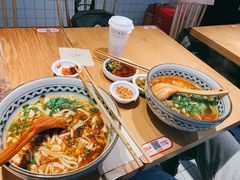 酸菜牛腩粉-三两粉(深圳龙华上塘店)