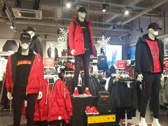 -metersbonwe(中华城店)