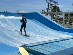 -三亚亚龙湾美高梅度假酒店FUN动冲浪