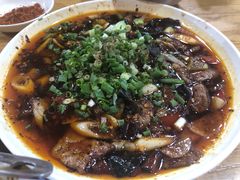 -杨三娘跷脚牛肉(羊子山西路店)