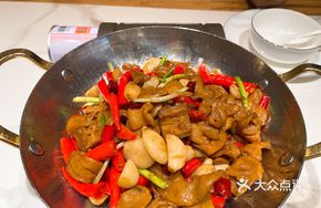 Spicy Stewed Intestines with Green Onion