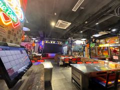 -马路牙子烧烤音乐酒馆(望京店)