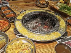 -青瓦炭韩潮烤肉(花园道店)