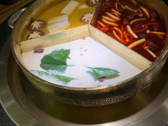 -湊湊火锅·茶憩(东城万达店)