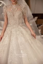 -艾朵婚纱