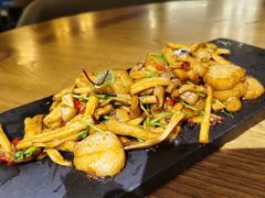 -荟廷·晶萃(陆家嘴尚悦湾店)