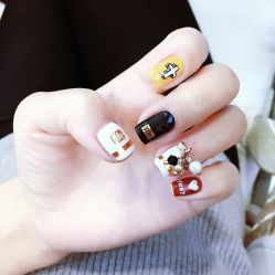 -明洞造型精品烫染