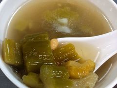 苦瓜黄豆排骨汤-华香鹅快餐店