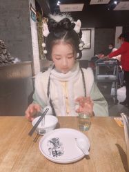 -一揽芳华汉服旗袍体验馆(拙政园店)
