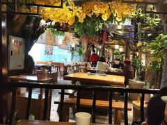 -城墙拐拐火锅(三峡广场黑金冠店)