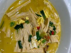 -楚山晓·湖北菜(武汉光谷K11店)