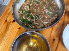 -正宗杨记普洱酸醋米线(总店)