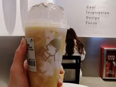 -喜茶(上海打浦桥日月光gelato lab+店)