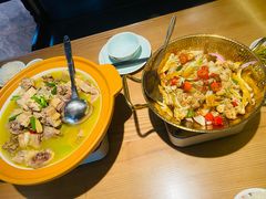 -自己人·宜昌菜(水悦城店)