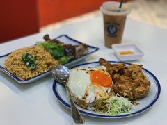 生炸鸡腿蛋饭-食运茶餐厅(文化宫店)