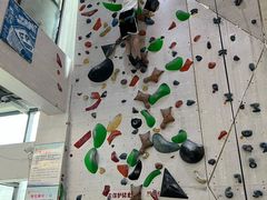 -锐菲特游泳体育健身中心(滨江店)